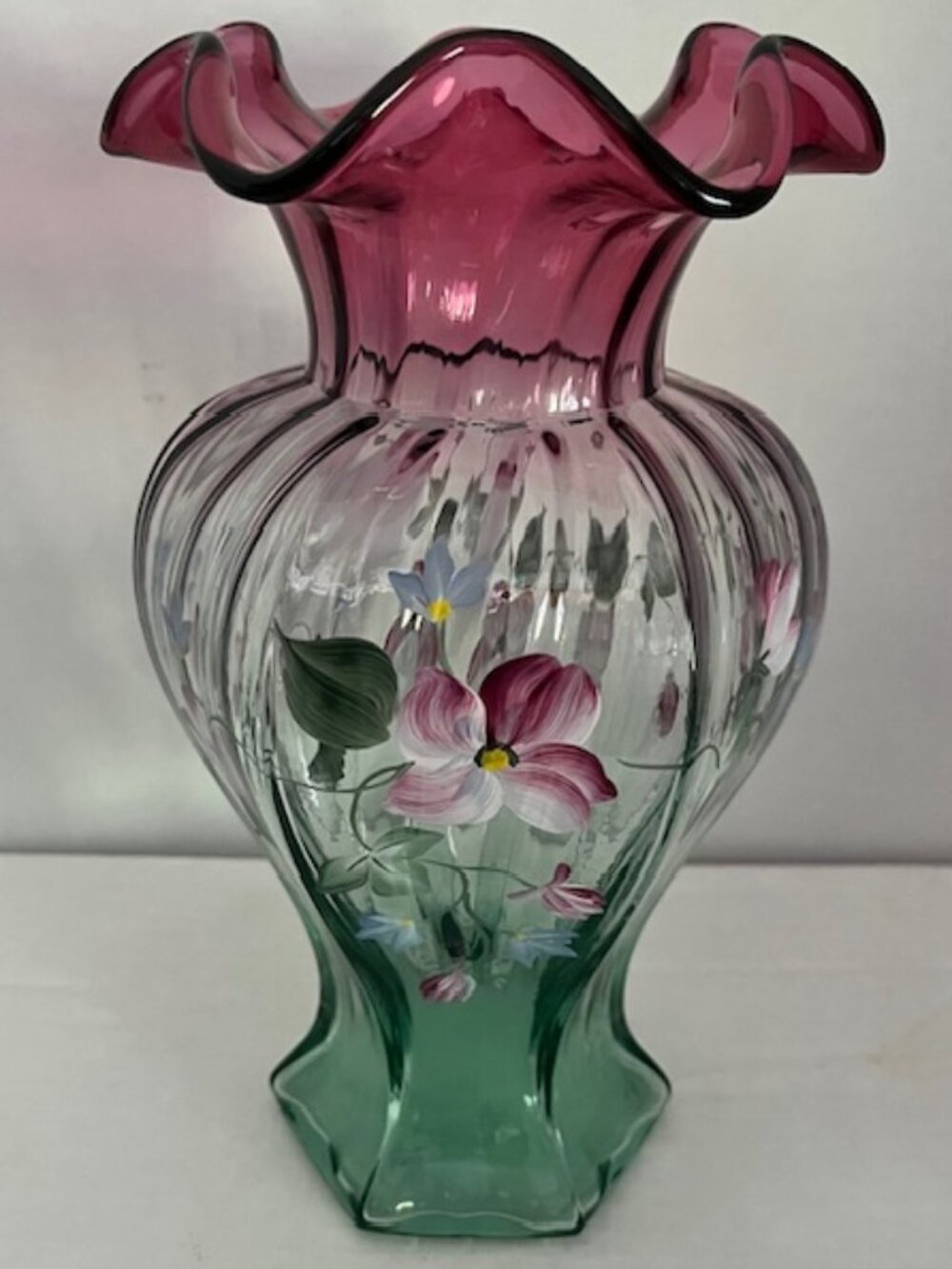 Fenton Rubina Verde Vining Garden Thistle Sea Mist Green Hexagonal 1554 FS Vase